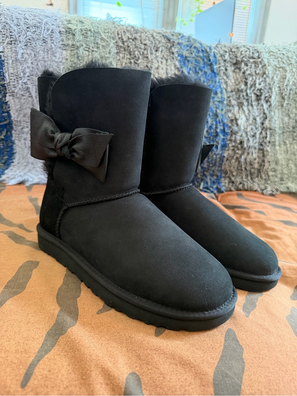 UGG Daelynn Black Bow-Accent Shearling Short Boots - Picture 13 of 17